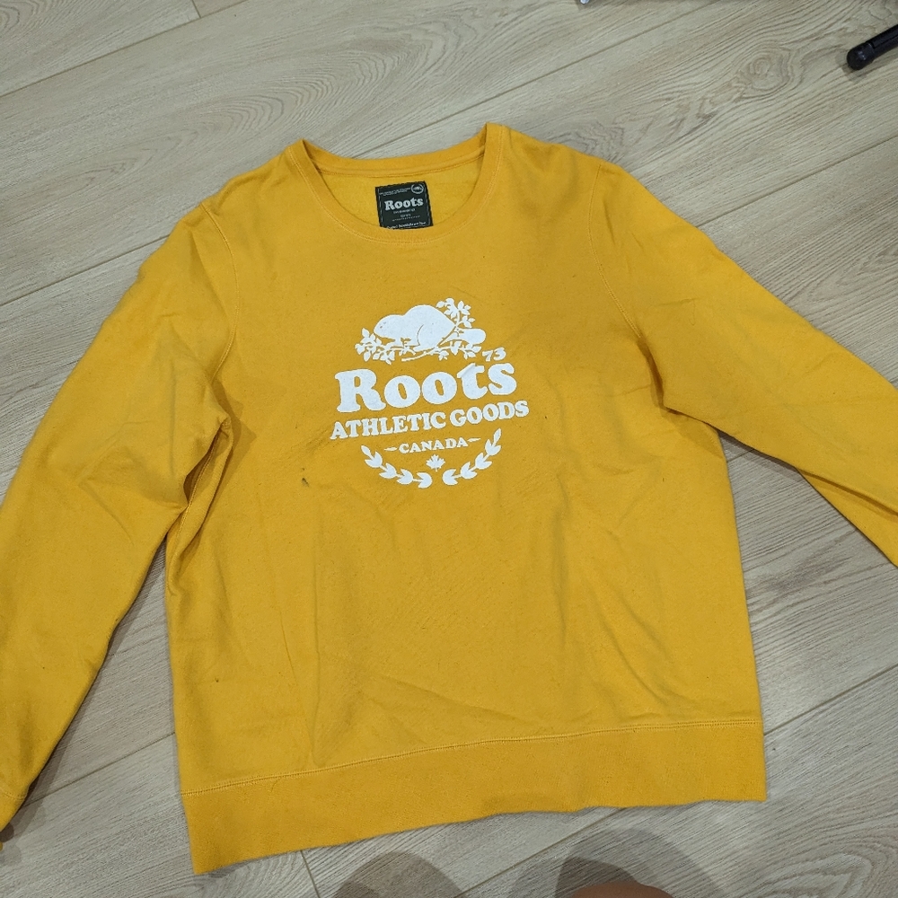 Roots sweater
